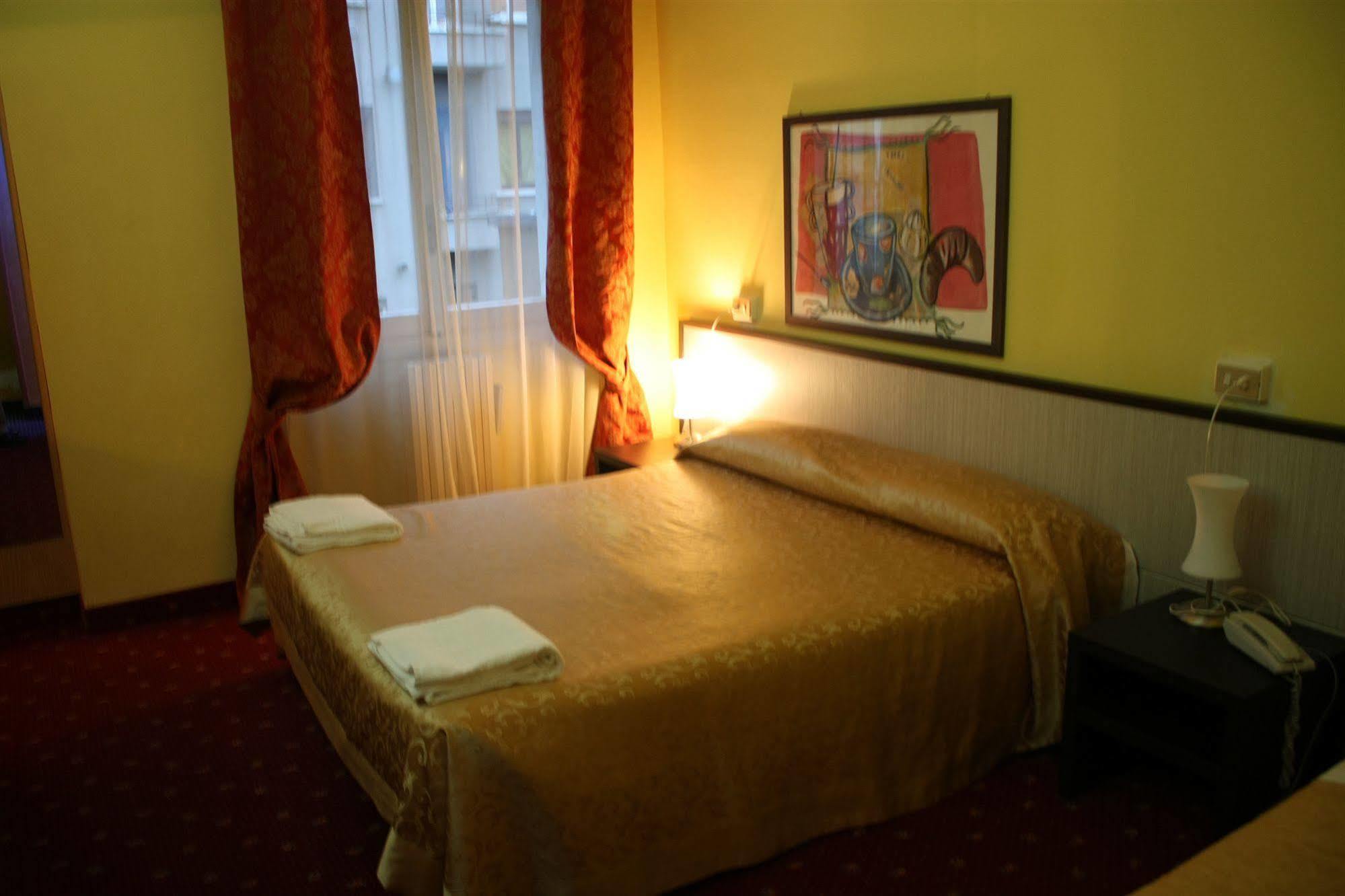 Hotel Lugano Мілан Екстер'єр фото